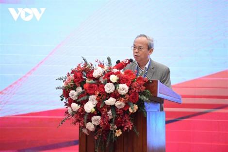 Đề xuất xây dựng công cụ trợ lý ảo Chat GPT chuyên về văn hóa Việt Nam