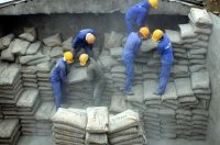 Doanh nghiệp xi măng đồng loạt tăng giá