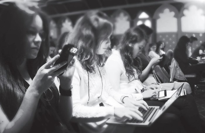 Phương tiện truyền thông xã hội đã trở thành một công cụ mạnh mẽ cho các nhà báo