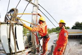 EVN nói gì về việc xin tăng giá điện nhưng các công ty con vẫn gửi ngân hàng vạn tỷ?