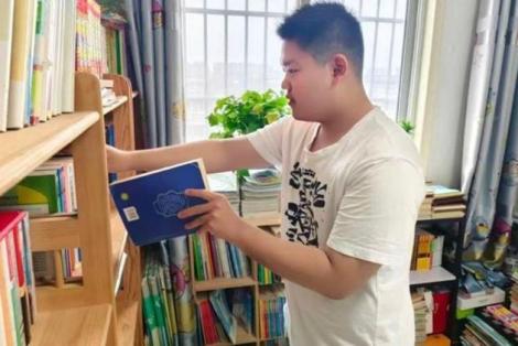 Thăm nhà nam sinh thi ĐH điểm cao, thủ khoa môn Vật lý, tôi phát hiện: Gia đình có 1 đặc điểm này, trẻ lớn lên rất dễ xuất chúng