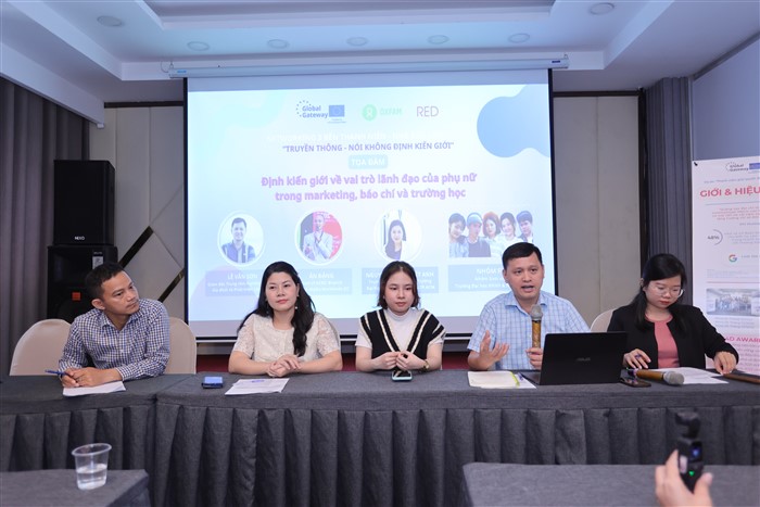 Các chuyên gia chia sẻ thông tin xoay quanh vấn đề định kiến giới tại Diễn đàn