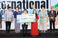 Việt Nam đạt giải cao nhất tại Tuần lễ thời trang quốc tế tơ lụa Thái Lan